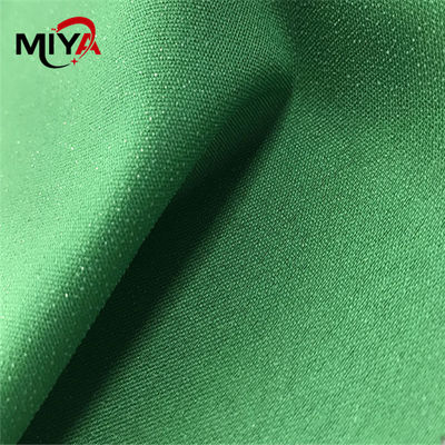 ผ้าทอ Interlining สีธรรมดา 30D 50D 75D 100% Polyester