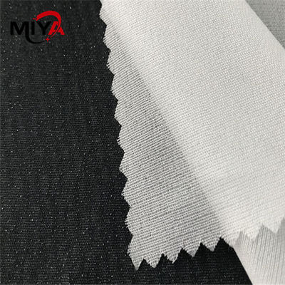 OEKO TEX มาตรฐาน 60 นิ้ว เนื้อผสมผสาน Fusible Interlining สําหรับงานฝีมือเครื่องแต่งกายที่แข็งแรง